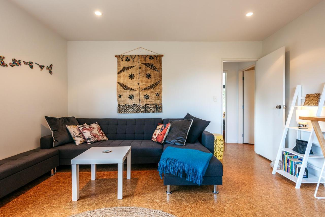 Treetop Retreat - Onetangi Holiday Home Εξωτερικό φωτογραφία